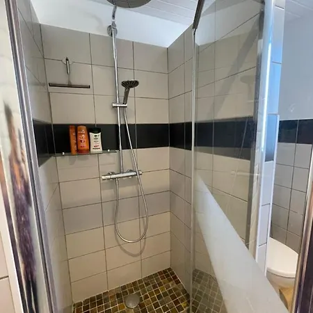 Grand Avec Terrasse Wifi, Netflix Apartment *
